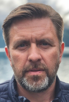 Владислав Николаев