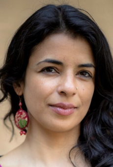 Сандхия Сури